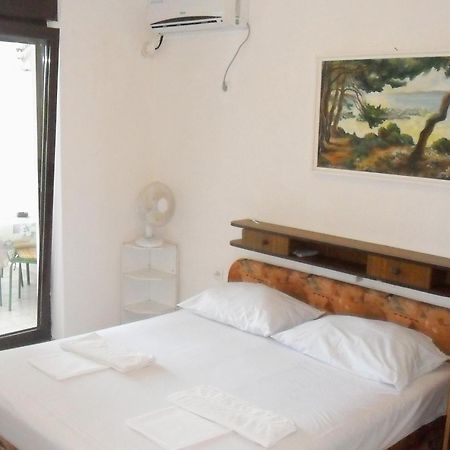 Apartments By The Sea Suha Punta, Rab - 5050 Kampor Room photo