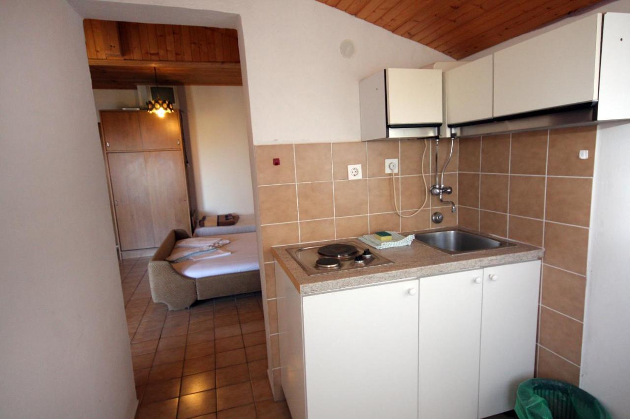 Apartments By The Sea Suha Punta, Rab - 5050 Kampor Exterior photo